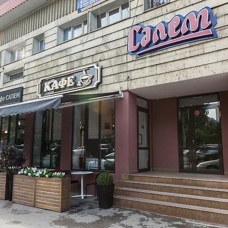 Salem Hotel On Abaya Almaty Bagian luar foto