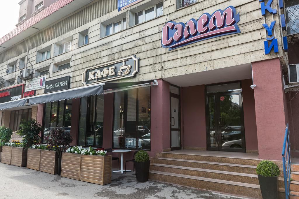 Salem Hotel On Abaya Almaty Bagian luar foto